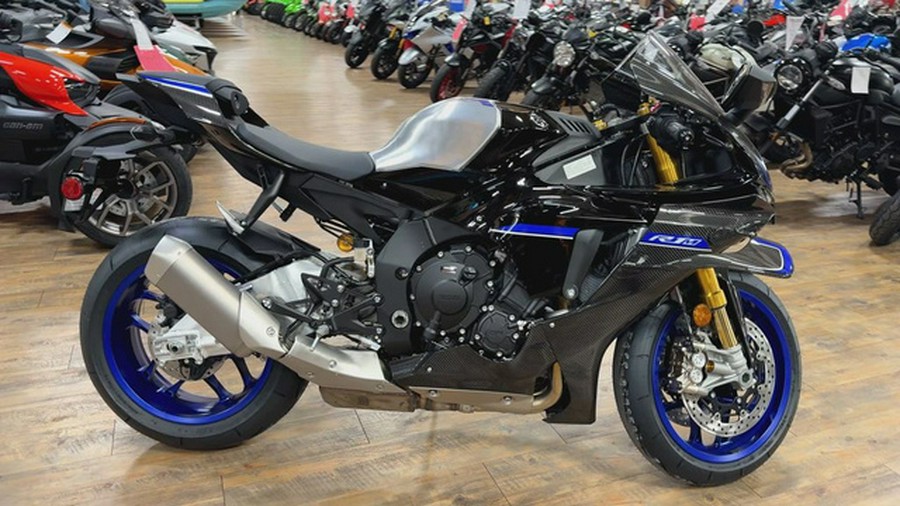 2026 Yamaha YZF R1M