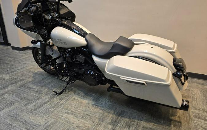 2023 Harley-Davidson® Road Glide® ST White Sand Pearl FLTRXST