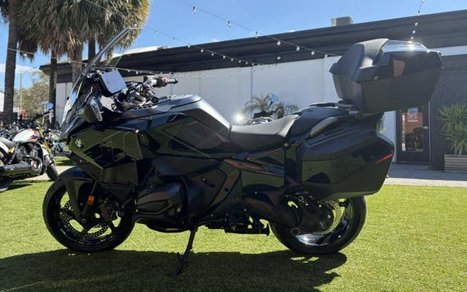 2026 BMW R 1300 RT TRIPLE BLACK