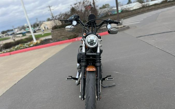 2014 Harley-Davidson® XL Iron 883™ 645 AMBER WHISKEY