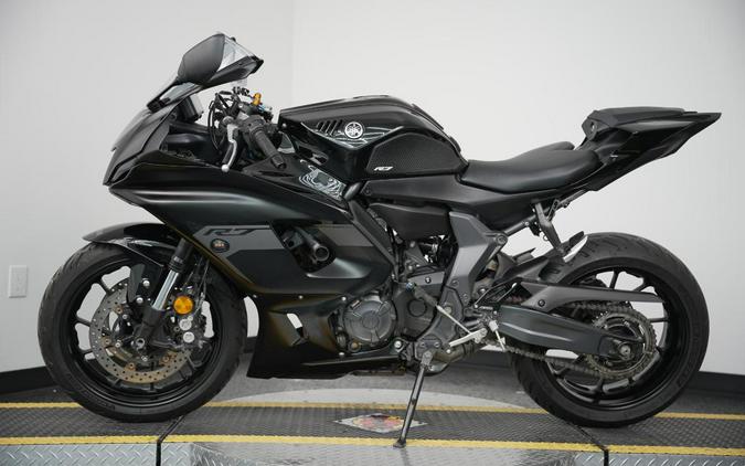 2025 Yamaha YZF-R7 - $10,499.00