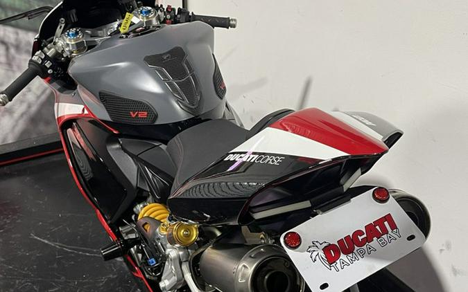 2025 Ducati Panigale V2 Superquadro Final Edition
