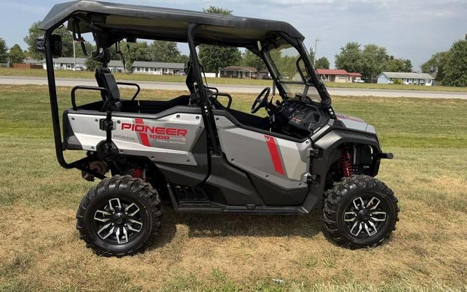 2025 Honda Pioneer 1000-5 Trail Special Edition