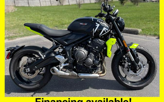 2024 Triumph Trident 660 Jet Black/Triumph Racing Yellow