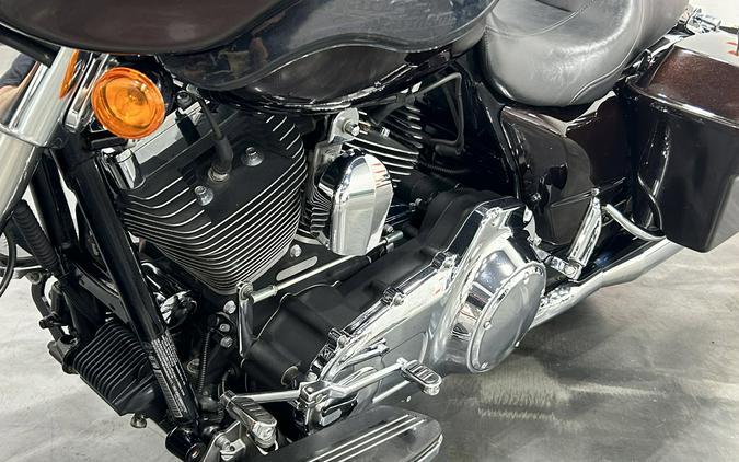 2011 HARLEY DAVIDSON STREET GLIDE