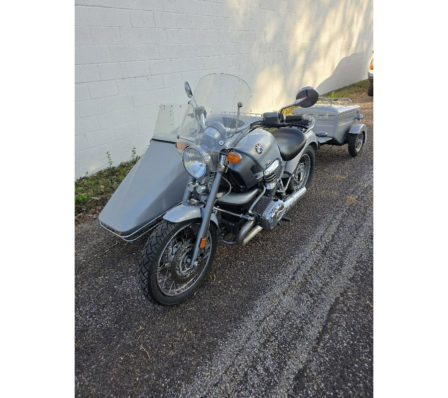 2001 BMW R1200C with Motorvation Formula 2 sidecar and Motorvation trailer