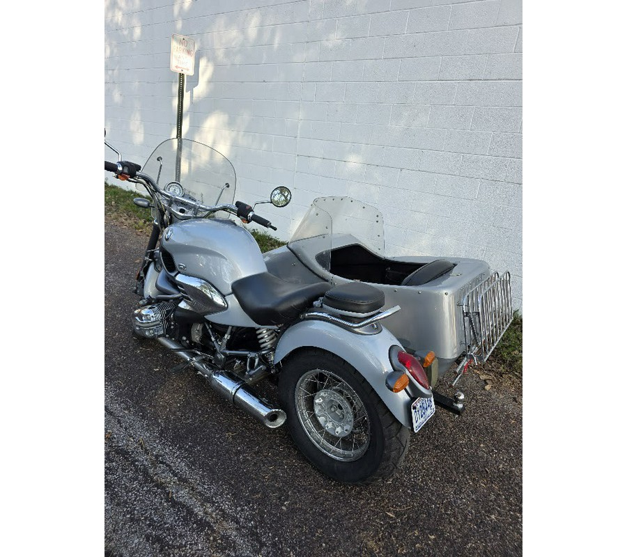 2001 BMW R1200C with Motorvation Formula 2 sidecar and Motorvation trailer