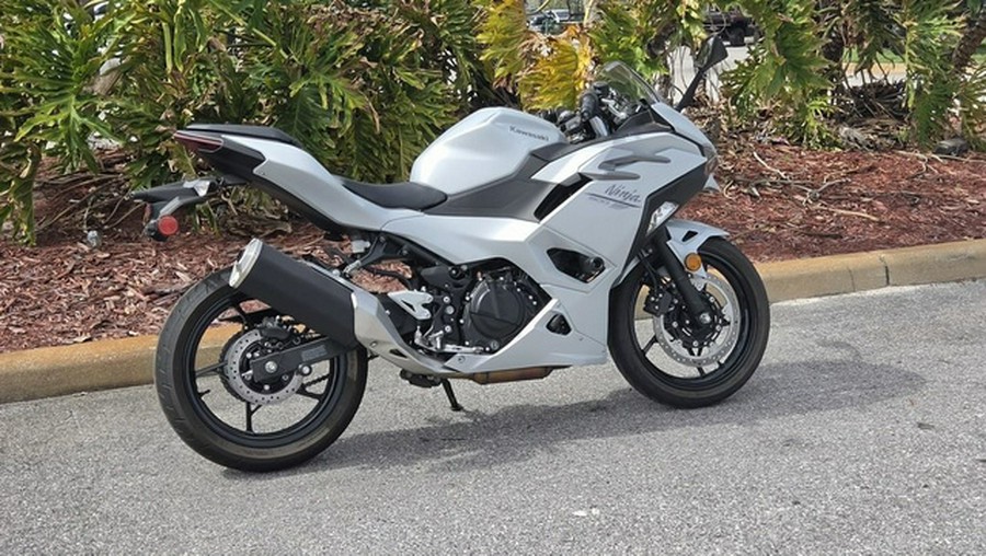 2025 Kawasaki Ninja 500