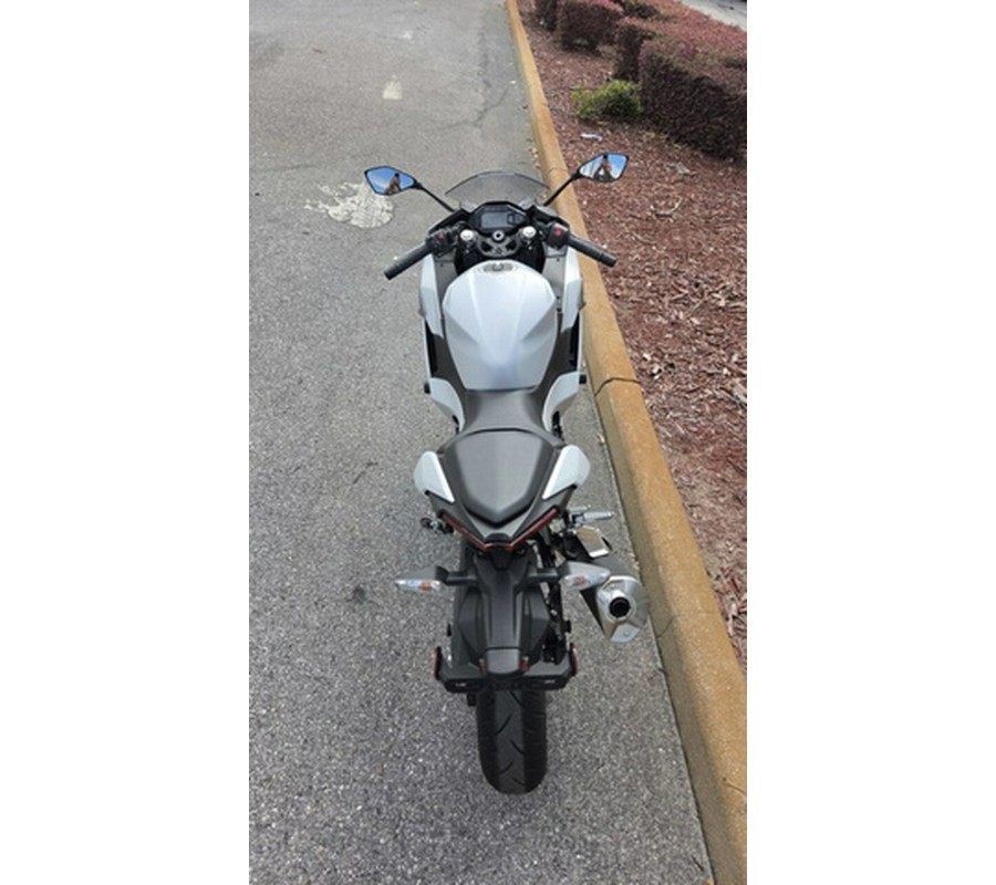 2025 Kawasaki Ninja 500