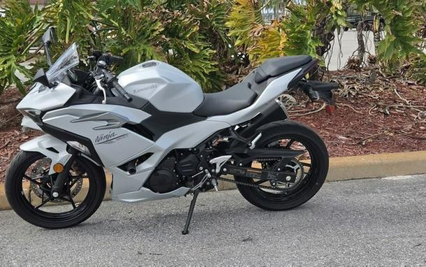 2025 Kawasaki Ninja 500