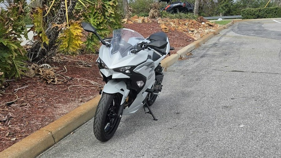 2025 Kawasaki Ninja 500