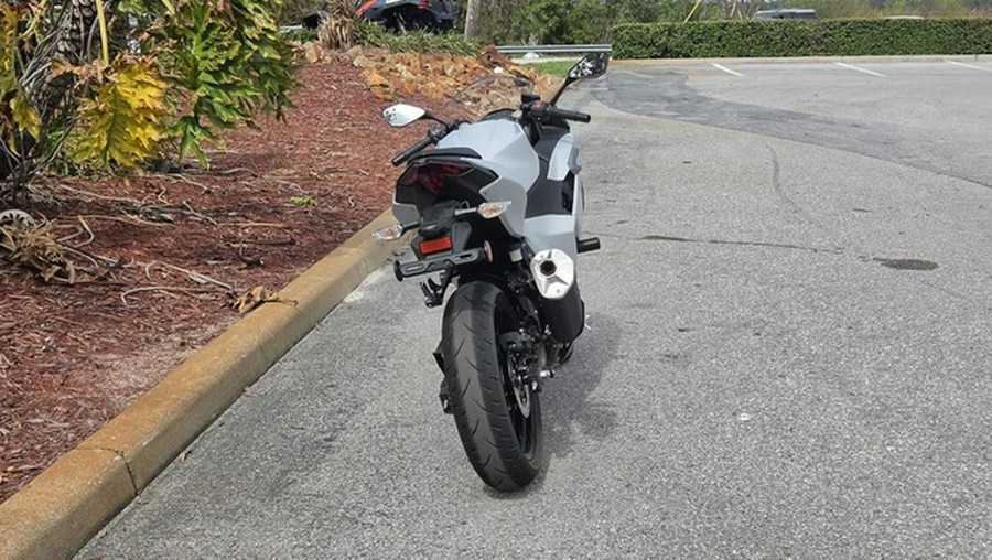 2025 Kawasaki Ninja 500