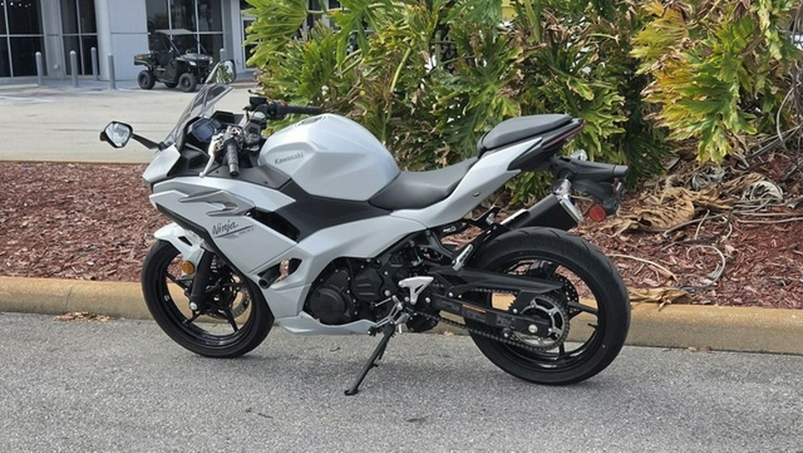 2025 Kawasaki Ninja 500