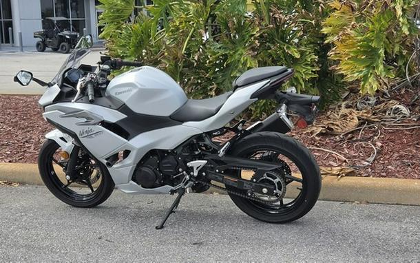 2025 Kawasaki Ninja 500