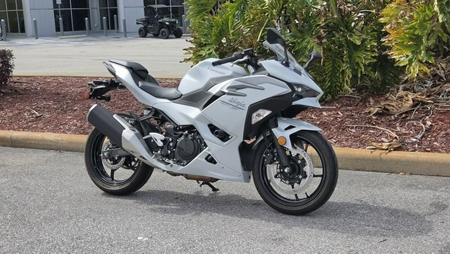2025 Kawasaki Ninja 500