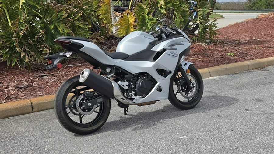 2025 Kawasaki Ninja 500
