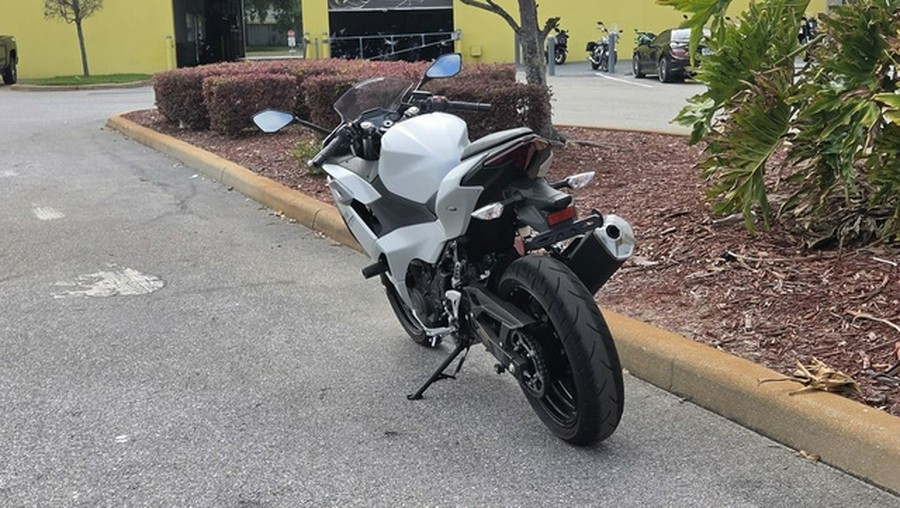 2025 Kawasaki Ninja 500