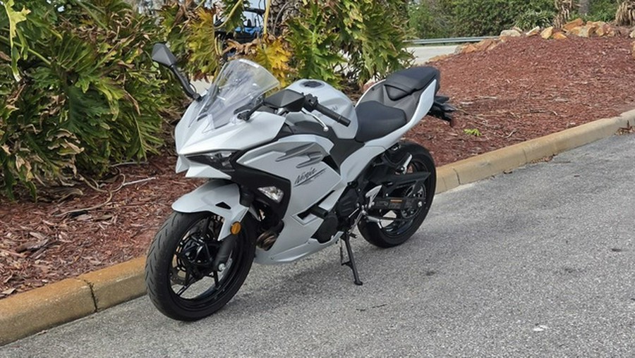 2025 Kawasaki Ninja 500