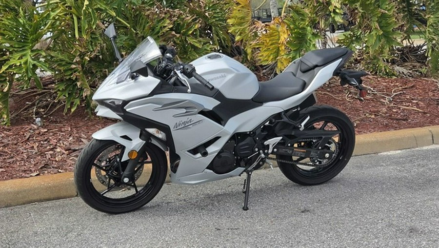 2025 Kawasaki Ninja 500