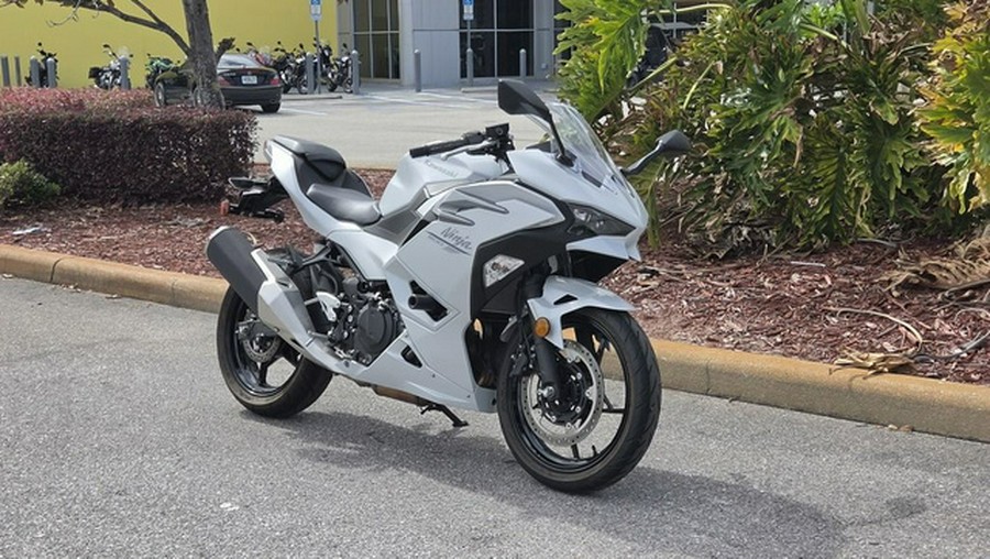 2025 Kawasaki Ninja 500