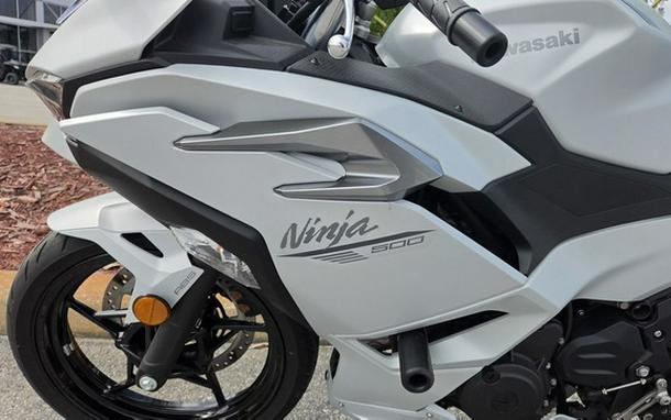 2025 Kawasaki Ninja 500