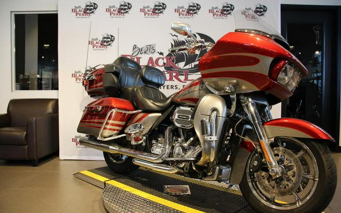 2016 Harley-Davidson® FLTRUSE - CVO™ Road Glide Ultra®