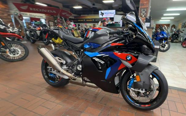 2026 BMW M 1000 RR