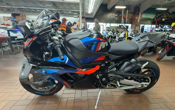 2026 BMW M 1000 RR
