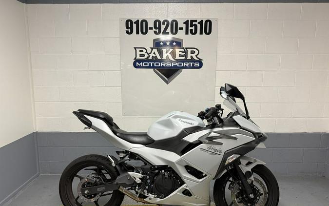 2025 Kawasaki Ninja® 500