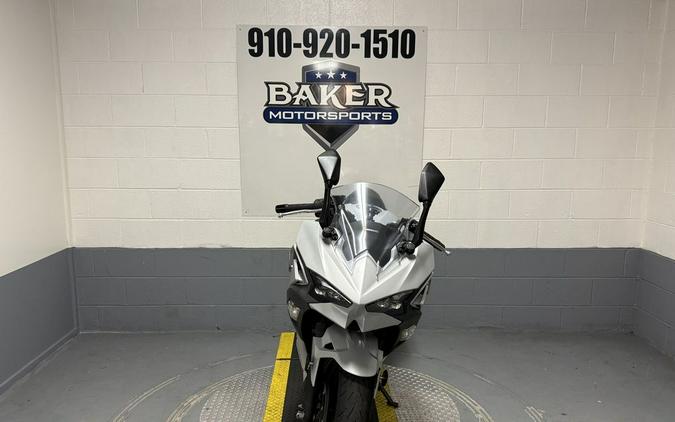 2025 Kawasaki Ninja® 500