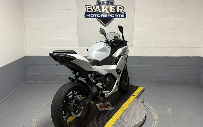 2025 Kawasaki Ninja® 500