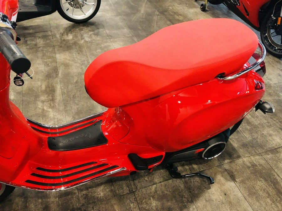 2023 Vespa Elettrica Red 70 KM/H