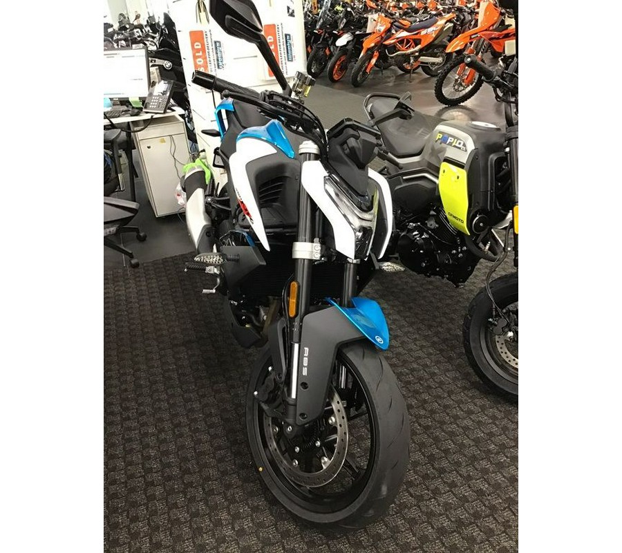 2024 CFMOTO 450NK