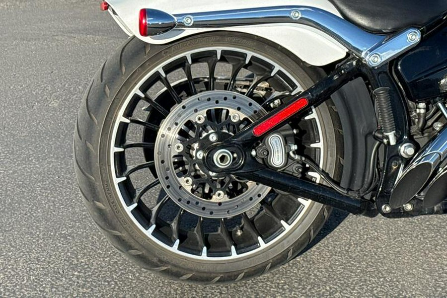 2017 Harley-Davidson® FXSB - Breakout®