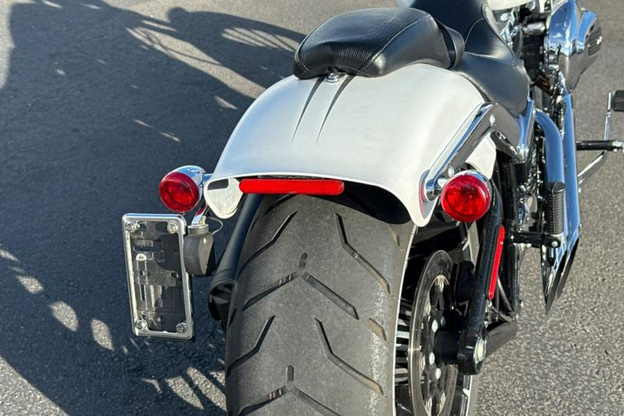 2017 Harley-Davidson® FXSB - Breakout®