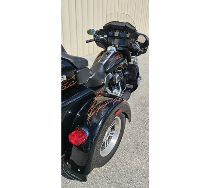 2018 Harley-Davidson Trike FLHTCUTG - Tri Glide Ultra