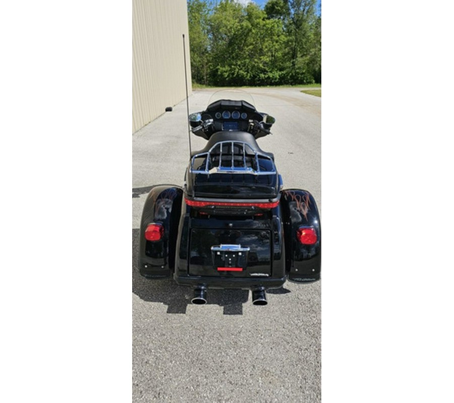 2018 Harley-Davidson Trike FLHTCUTG - Tri Glide Ultra