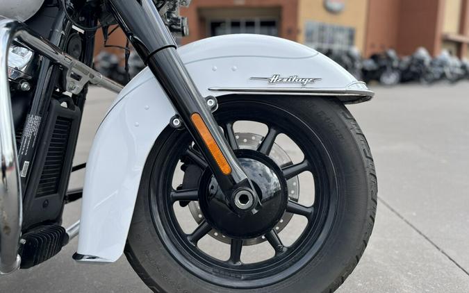 2025 Harley-Davidson® FLHC Heritage Classic White Onyx