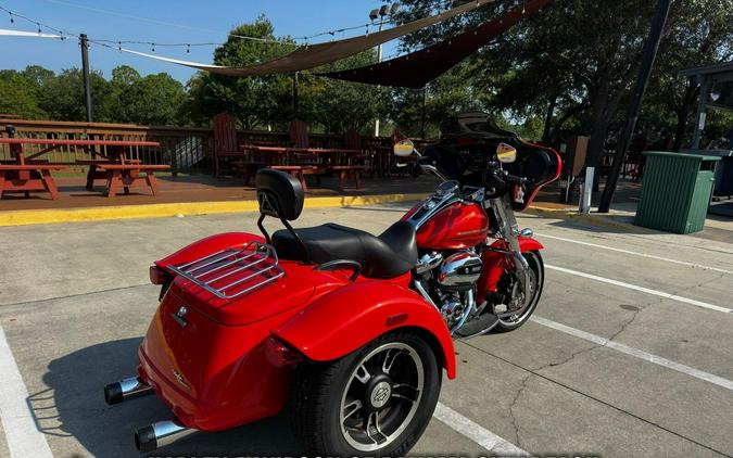 2017 Harley-Davidson® Freewheeler®