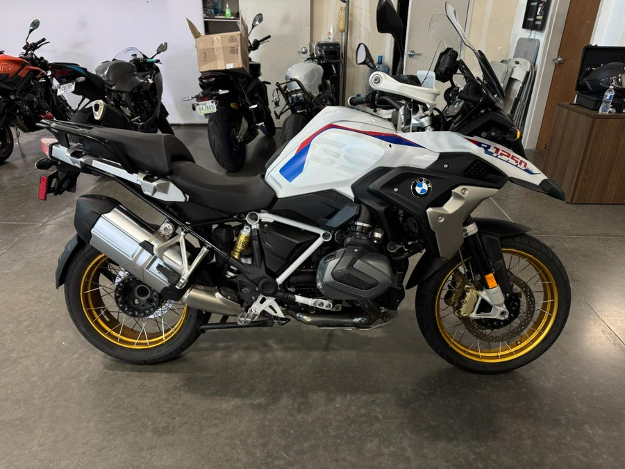 2023 BMW R 1250 GS Trophy - $16,999.00
