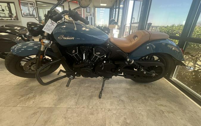 2023 Indian Scout Sixty Black Metallic