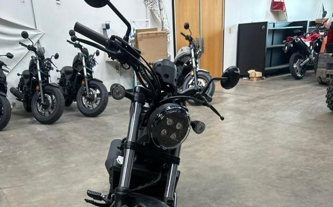 2026 Honda Rebel® 300 E-Clutch