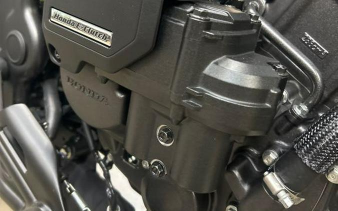 2026 Honda Rebel® 300 E-Clutch