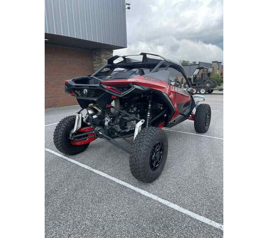 2024 Can-Am® Maverick R