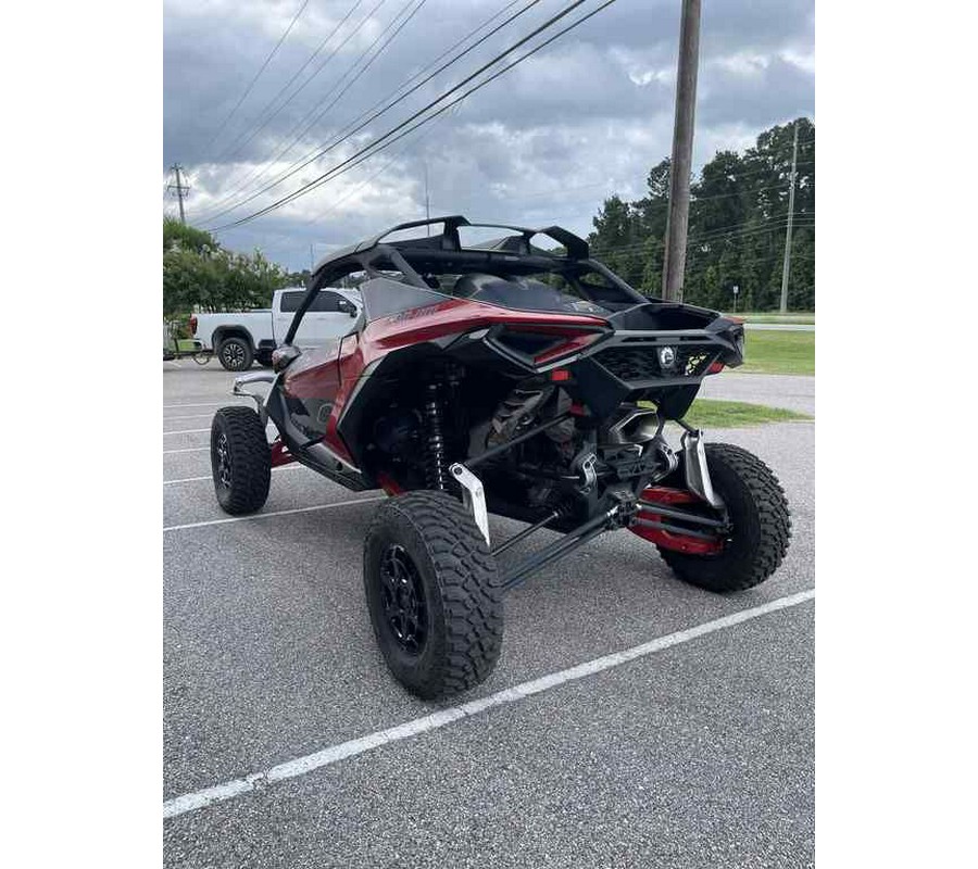 2024 Can-Am® Maverick R