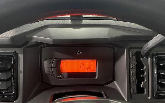 2026 Can-Am SSV DEF MAX XTCAB 65 HD11 CA 26 XT CAB HD11