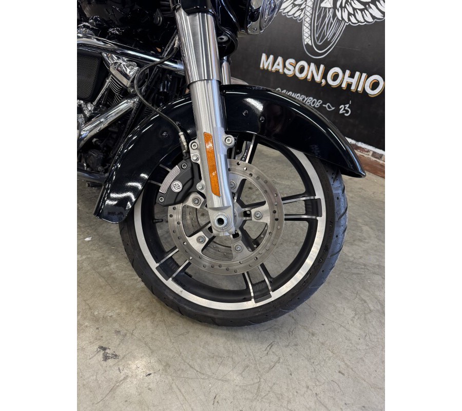 2017 Harley-Davidson Street Glide Special