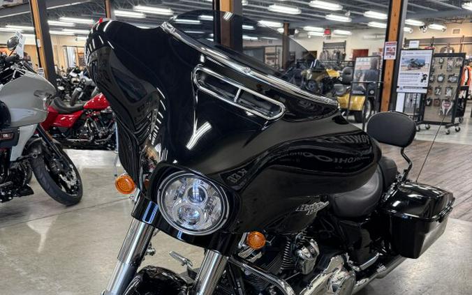 2017 Harley-Davidson Street Glide Special