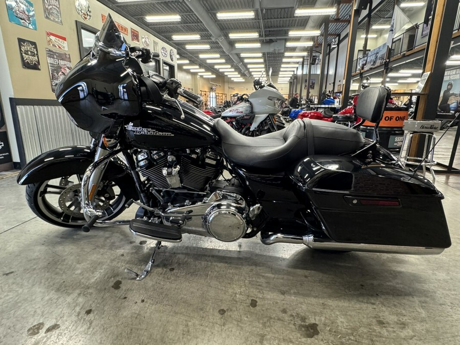2017 Harley-Davidson Street Glide Special