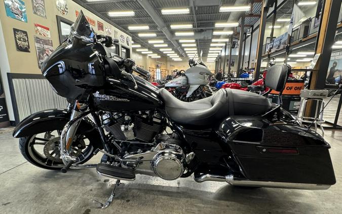 2017 Harley-Davidson Street Glide Special